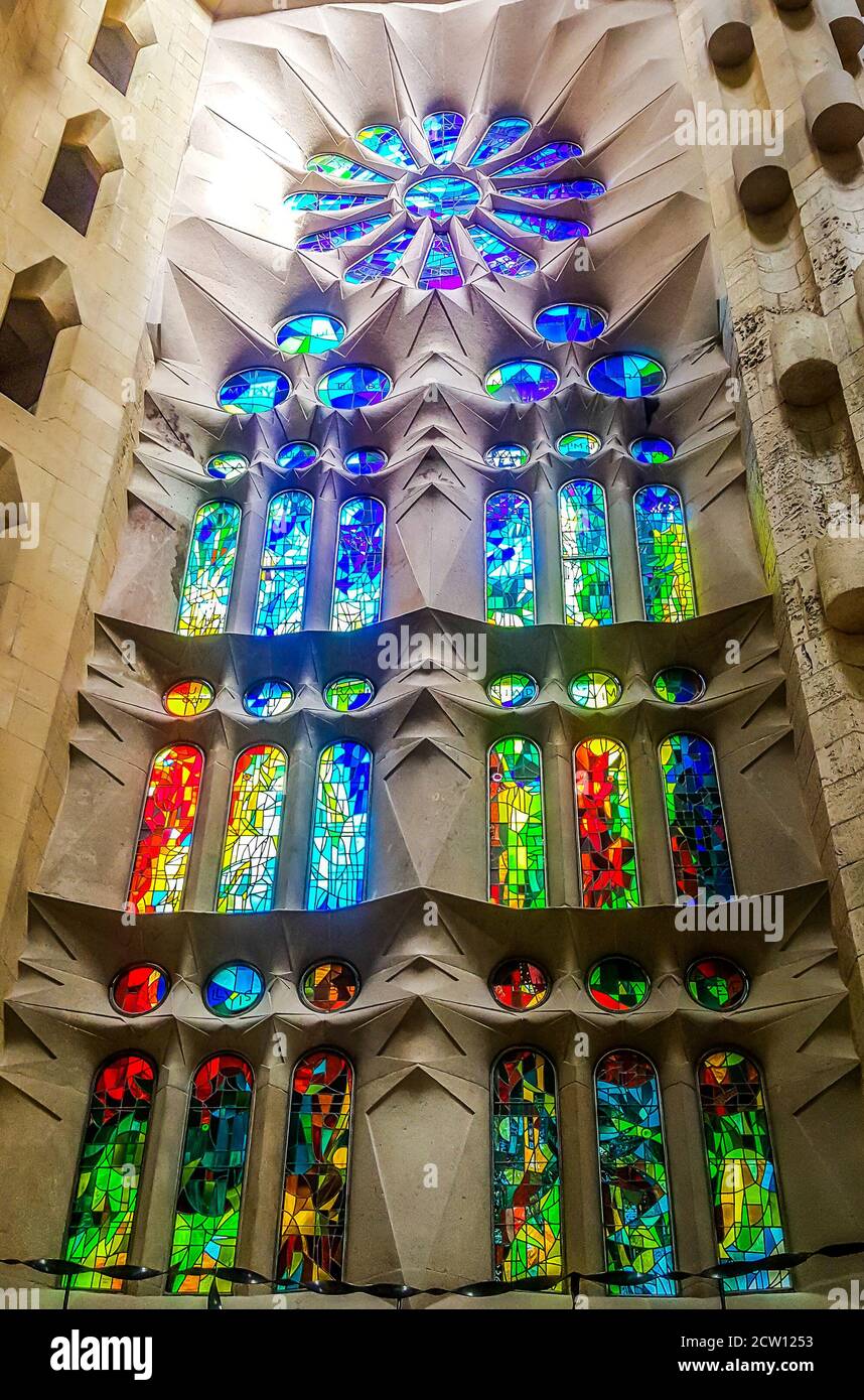 Interior of the Basilica de la Sagrada Famlia, also known as the ...