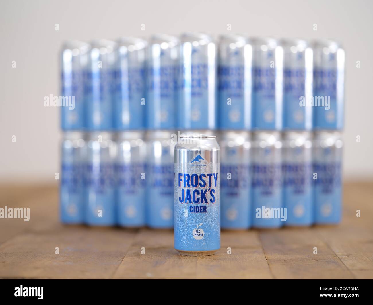 Tins of Frosty Jack's 7.5 Volume Cider Stock Photo Alamy