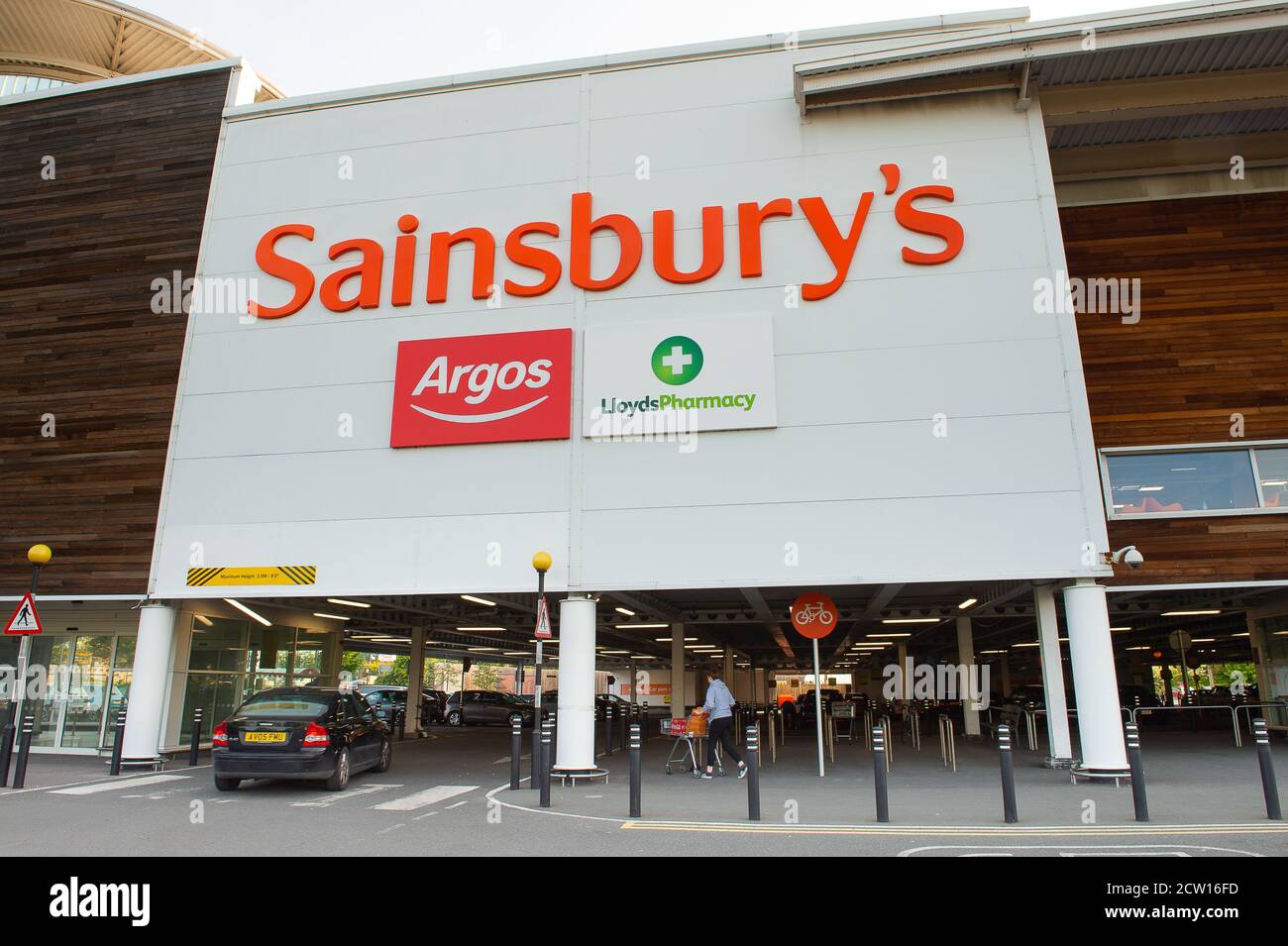 Sainsburys panic buying hires stock photography and images Alamy