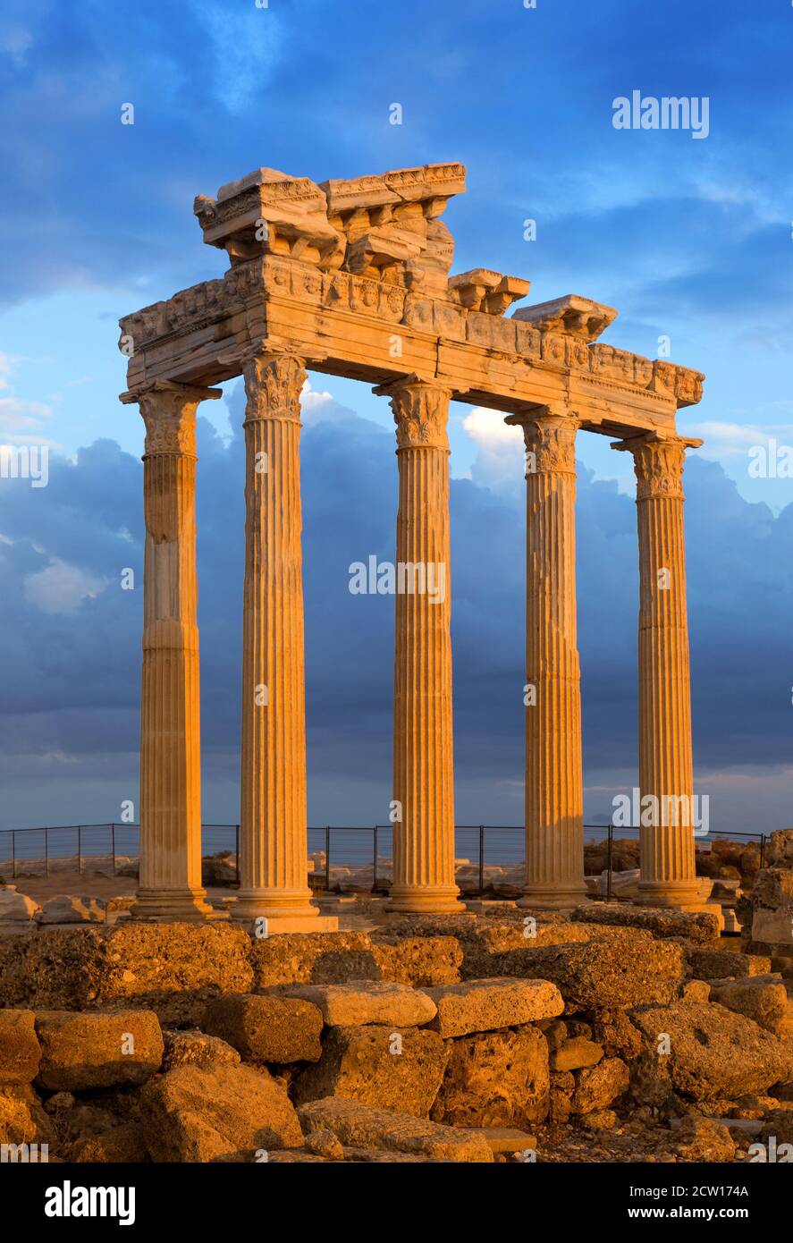 Ruins ancient temple colorful hi-res stock photography and images - Alamy