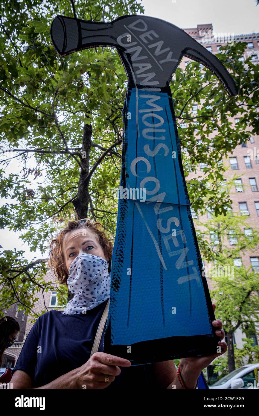 USA. 26th Sep, 2020. Political activist groups and concerned citizens gathered outside Senator Chuck Schumer's home in Brooklyn on September 26, 2020 as part of the nation wide coordinated protests targeting local politicians, demanding the Minority Leader and the Democrats to publicly, and vocally refuse to hold any hearings or confirm any new justice until after the inauguration of the next president. (Photo by Erik McGregor/Sipa USA) Credit: Sipa USA/Alamy Live News Stock Photo