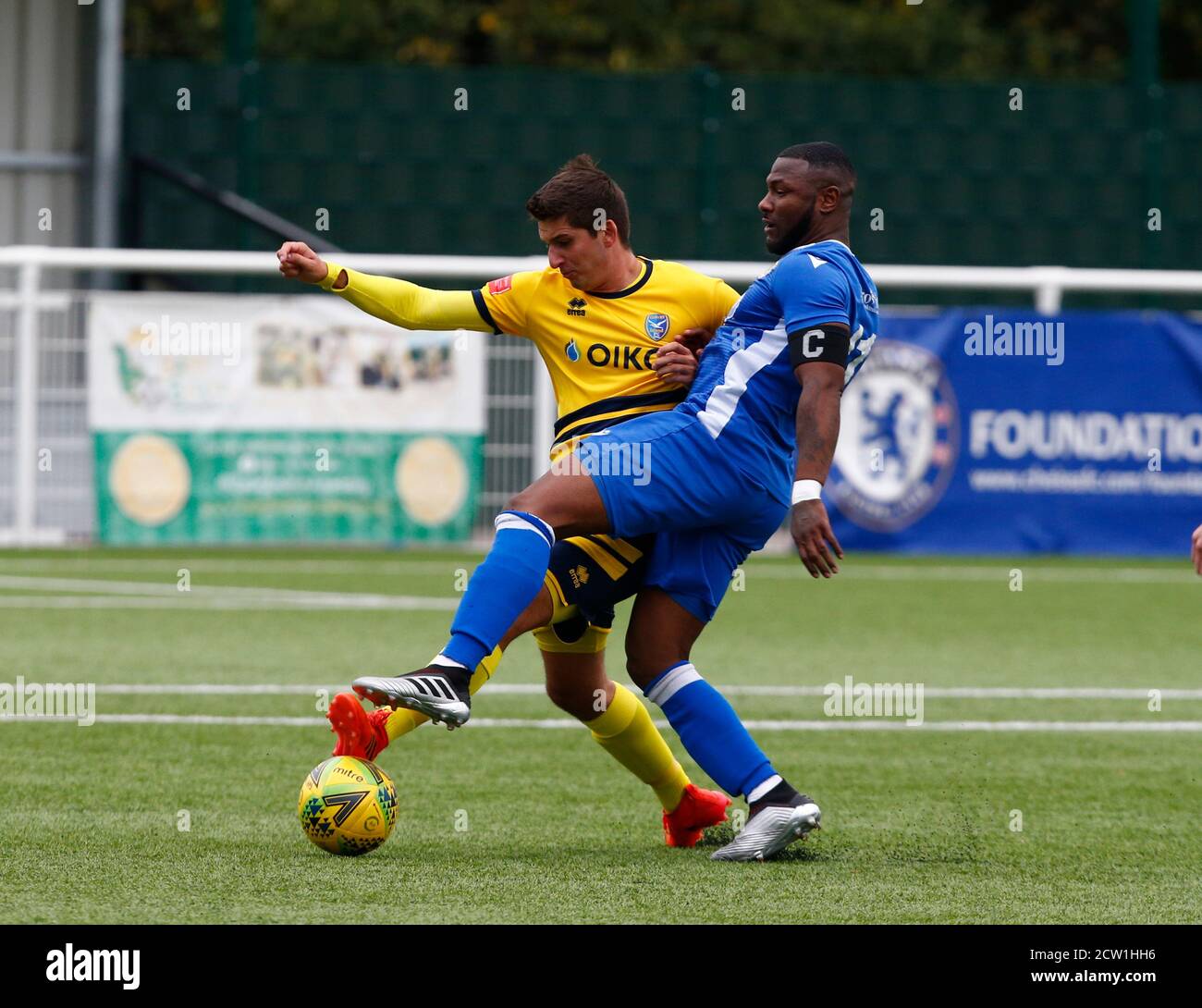 Aveley, UK. 01st Feb, 2018. AVELEY, ENGLAND - SEPTEMBER 26: L-R Rob Girdlestone of Canvey Island and Joro Martins Pais De Carlos of Greys Athelticduring Pitchingin Isthmain League Division One North between Grays Athletic and Canvey Island at Parkside, Aveley, UK on 26th September 2020 Credit: Action Foto Sport/Alamy Live News Stock Photo