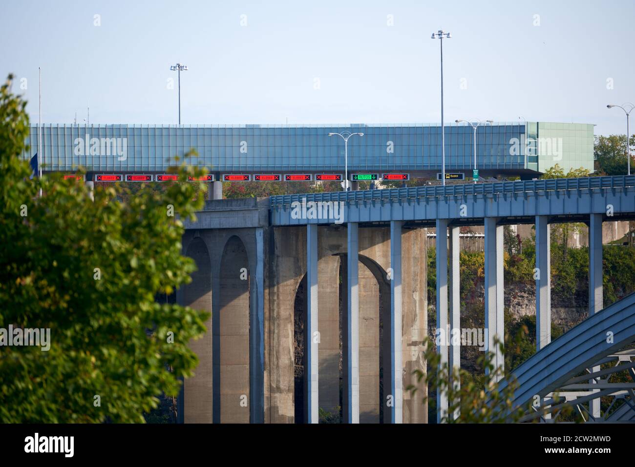 Niagara Falls Canada 26th September 2020 Canadian Us Border Remains Closed For Non Essential Travel Since Covid 19 Restrictions Are In Effect Stock Photo Alamy