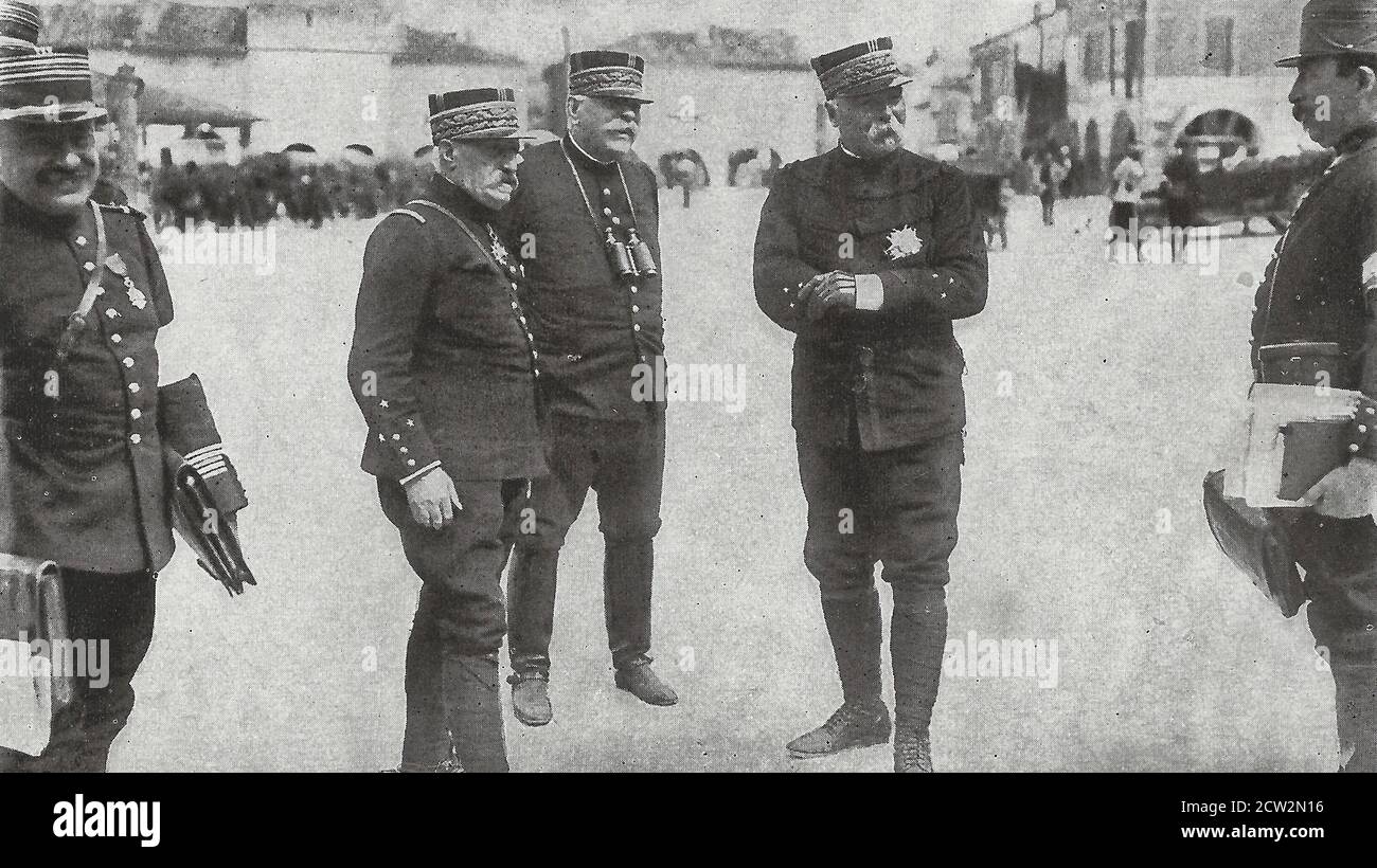 Three French Generals at the start of World War I - Joffre with Castenau and Pau Stock Photo