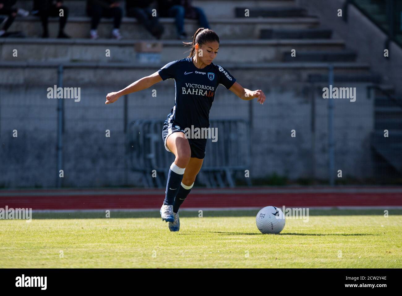Claire Savin of Paris FC controls the ball during the Women's French championship D1 Arkema football match between Paris FC and Le Havre AC on Septemb Stock Photo