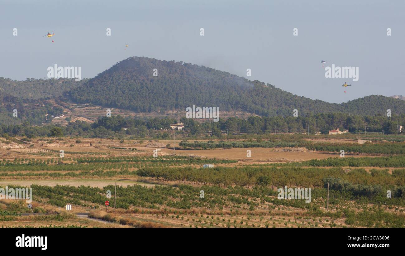 Rural helicopters hi-res stock photography and images - Alamy