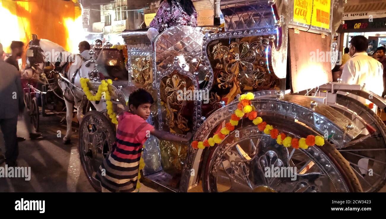 Shiv durga ganesh hi-res stock photography and images - Alamy