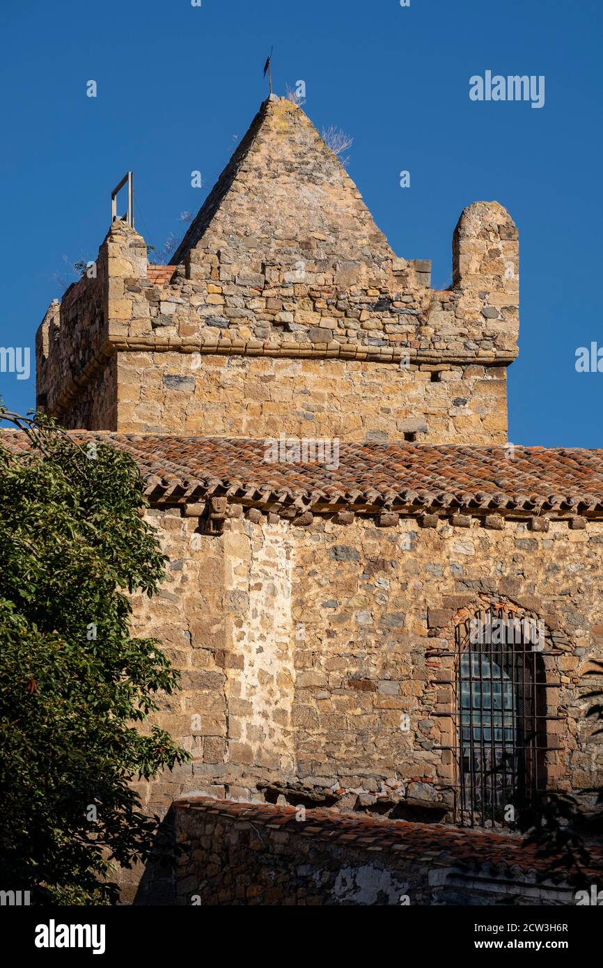 Iglesia de san pedro apóstol hi-res stock photography and images - Alamy