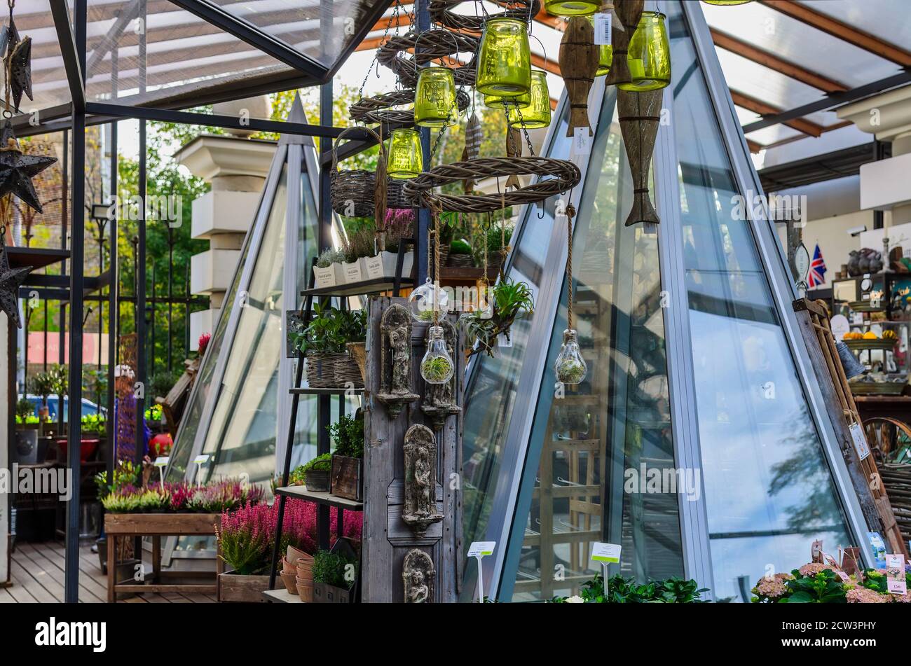 Interior of the flowers and garden shop Stock Photo Alamy