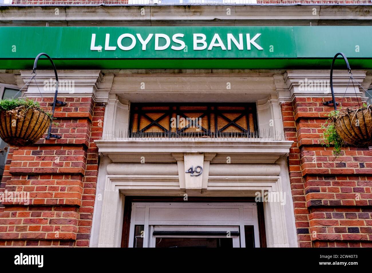 Lloyds Bank High Street High Resolution Stock Photography and Images