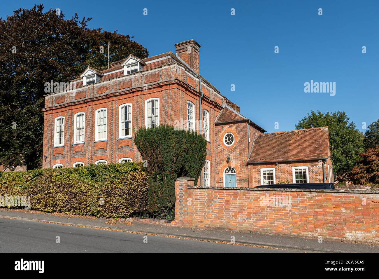 Ilsley Hall, also called Kennet House, a grade II* building dating from about 1700 in East Ilsley, a Berkshire village, UK Stock Photo