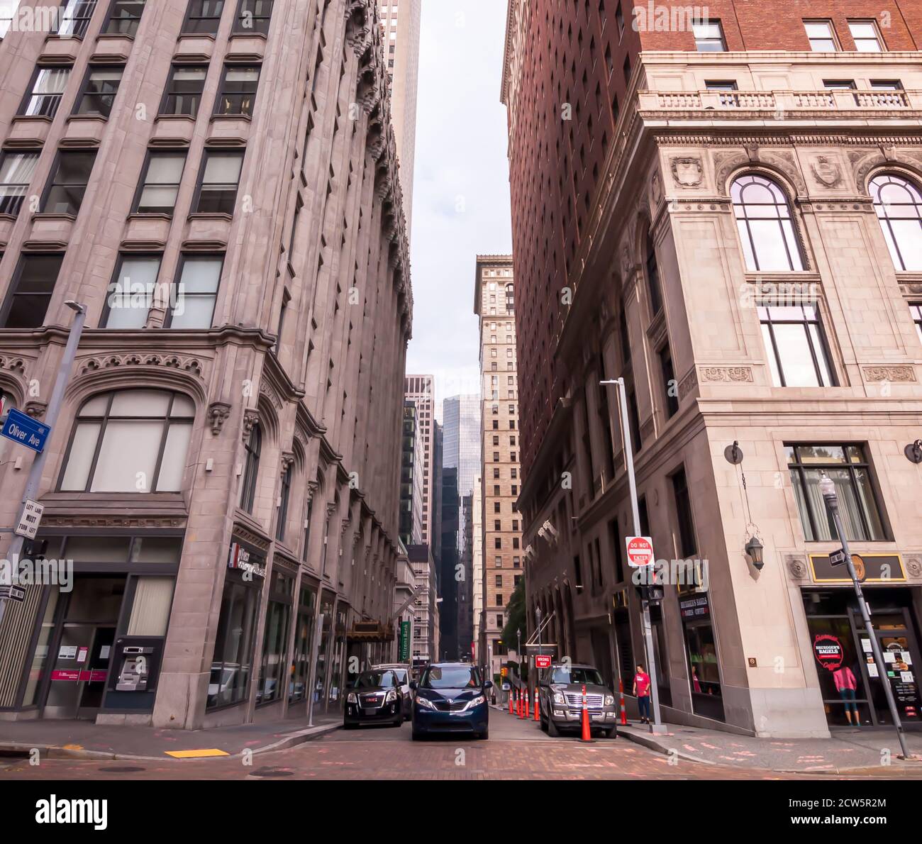 Traffic on Oliver Avenue at the intersection with Grant Street in