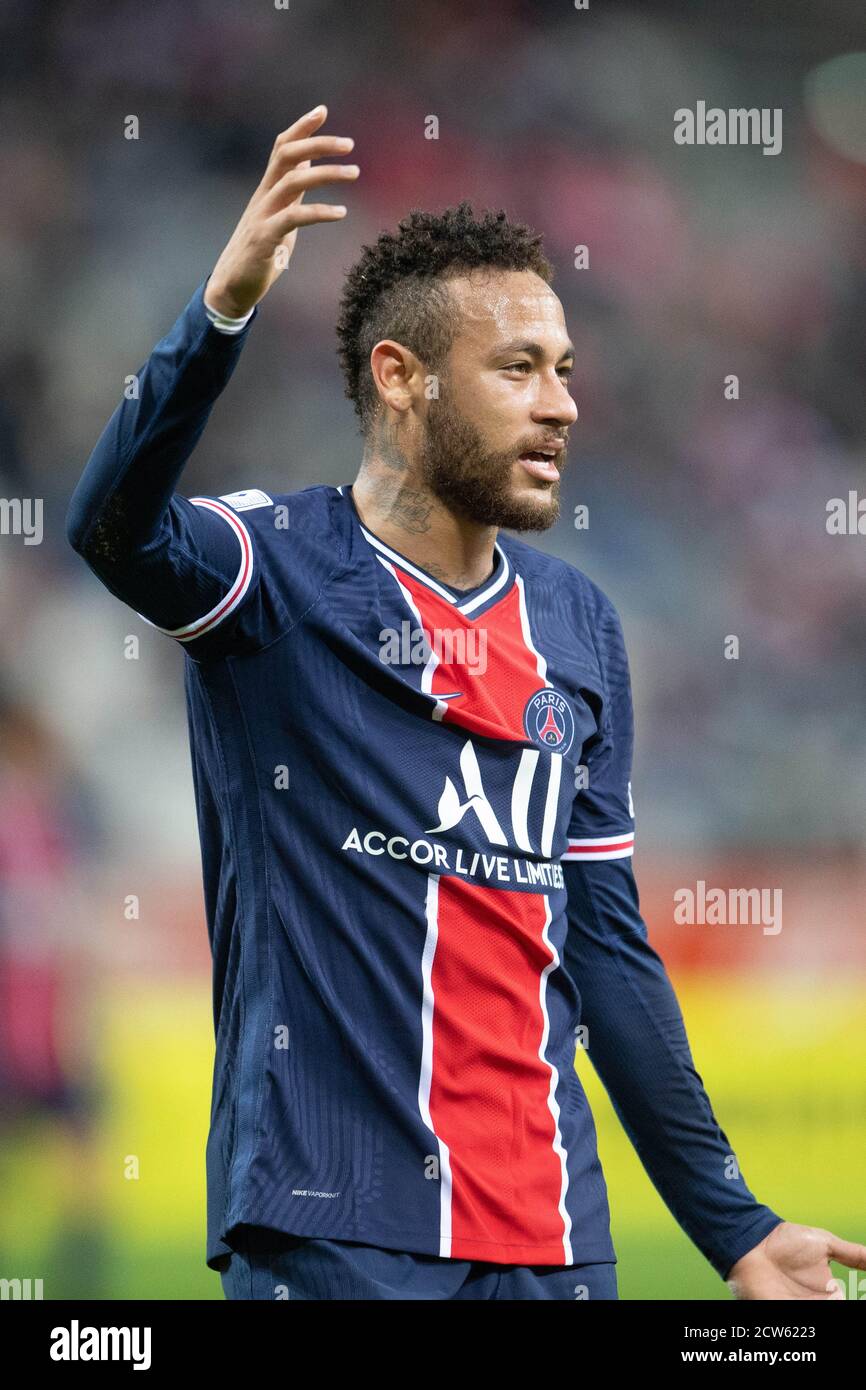 Paris France 27th Sep Neymar Jr Of Paris Saint Germain Gestures During The Ligue 1 Match Between Paris Saint Germain And Stade De Reims At Stade Auguste Delaune In Reims France On Paris France 27th Sep Neymar Jr Of Paris Saint Germain Gestures During The Ligue 1 Match Between Paris Saint Germain And Stade De Reims At Stade Auguste Delaune In Reims France On