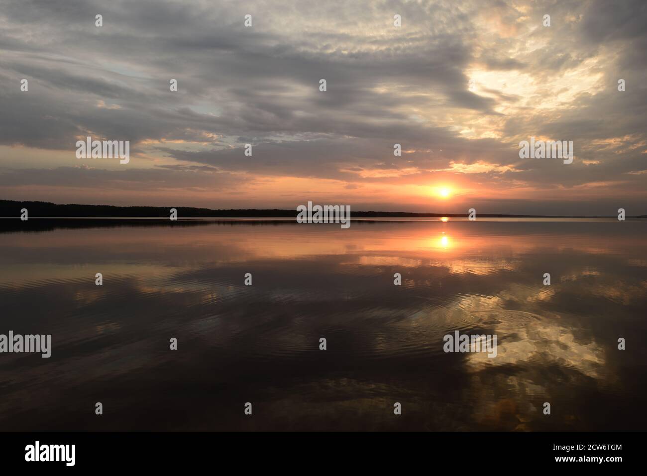 Sunbeam reflected in water hi-res stock photography and images - Alamy