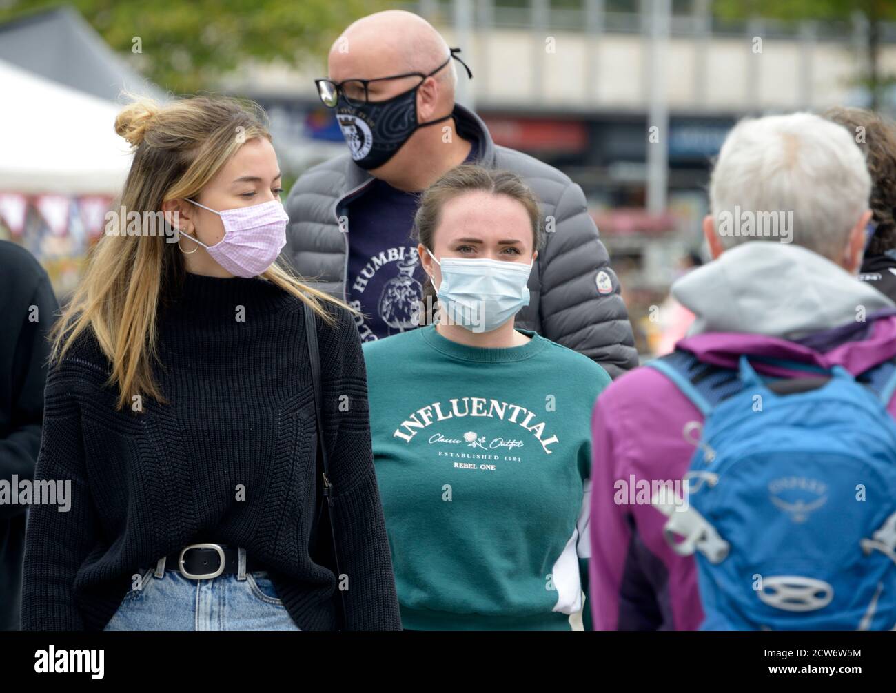 Women in masks hi-res stock photography and images - Alamy