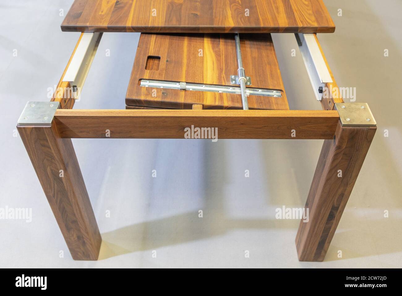 Open Dining Table Structure Expansion Surface Parts Stock Photo Alamy
