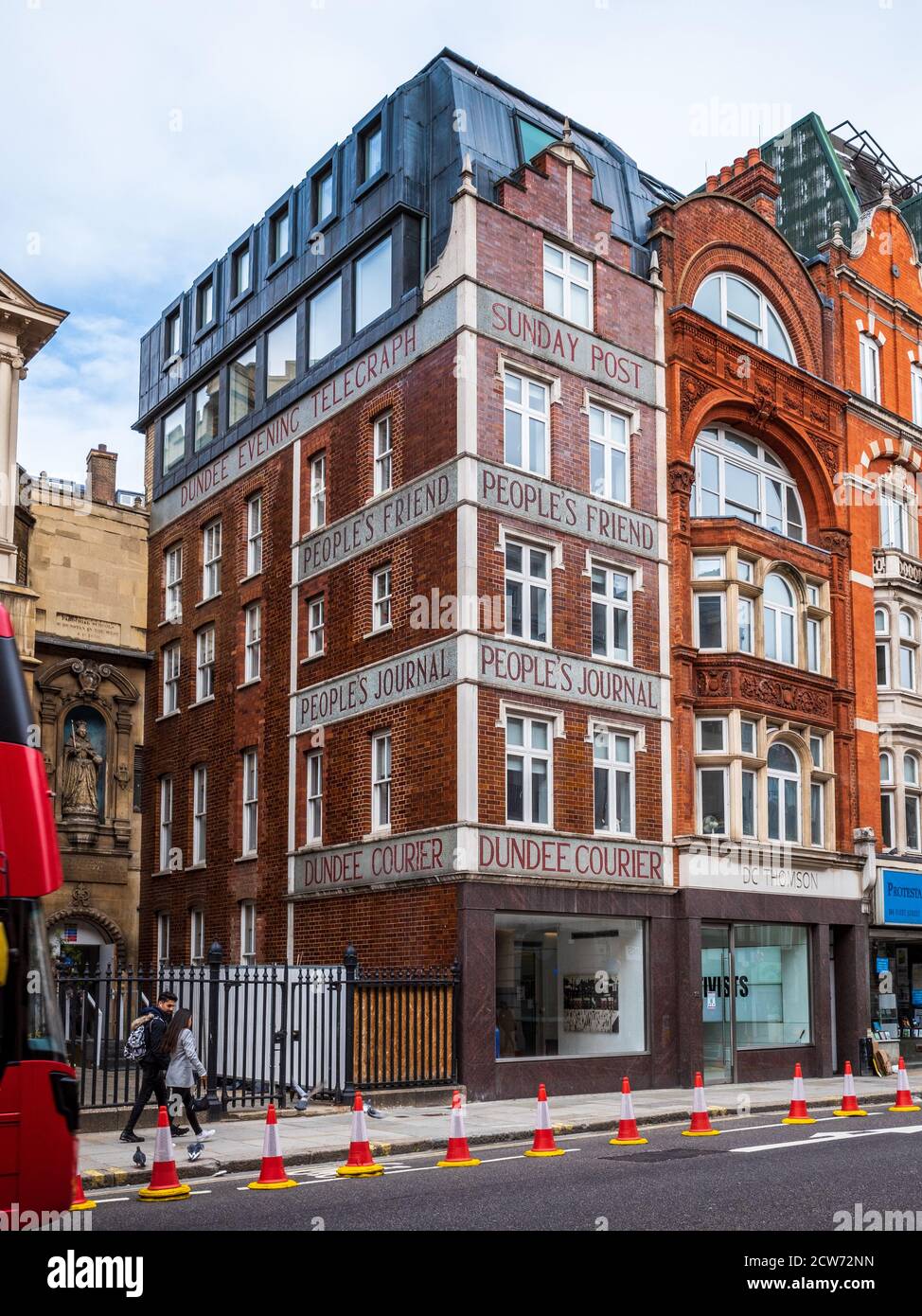 DC Thomson & Sunday Post Buildings Fleet Street London - DC Thomson is a Dundee based publisher. London offices at 185-6 Fleet Street, Central London. Stock Photo