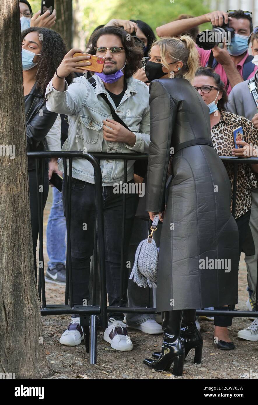 Veronica Ferraro street style outfit before Fendi Fashion Show at Milan