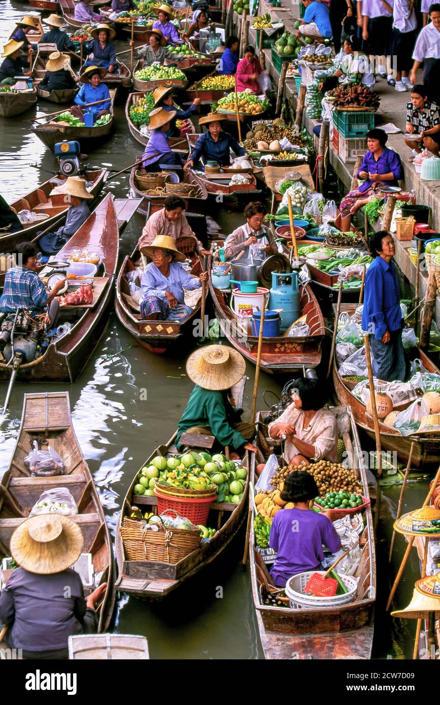 Damnoen Saduak floating market, Bangkok, Thailand Stock Photo