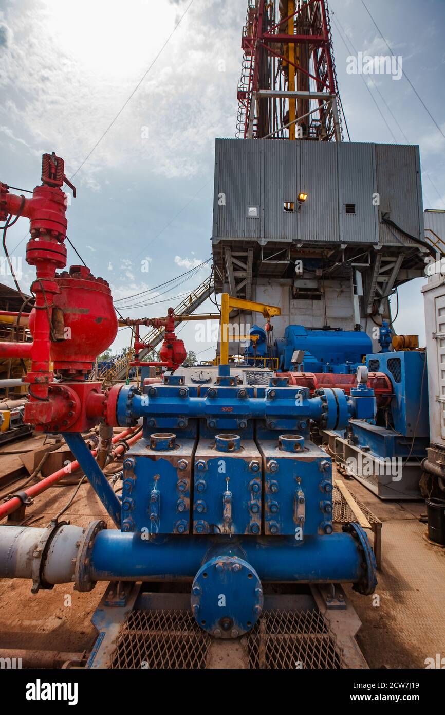 Drilling mud hi-res stock photography and images - Alamy