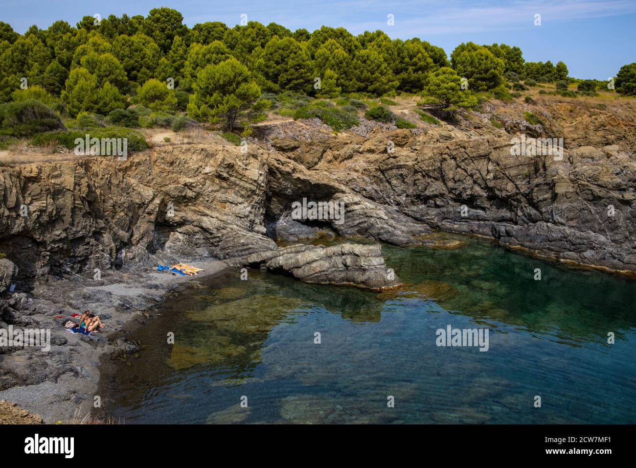 small-bay-on-the-costa-brava-hi-res-stock-photography-and-images-alamy