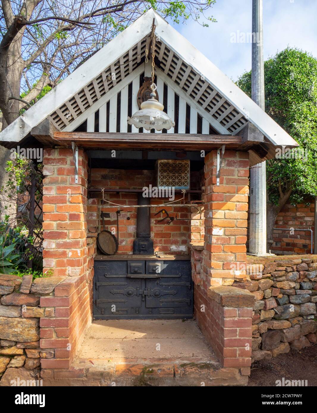 Enclosed cast iron Metters top fire wood stove and oven at Faversham