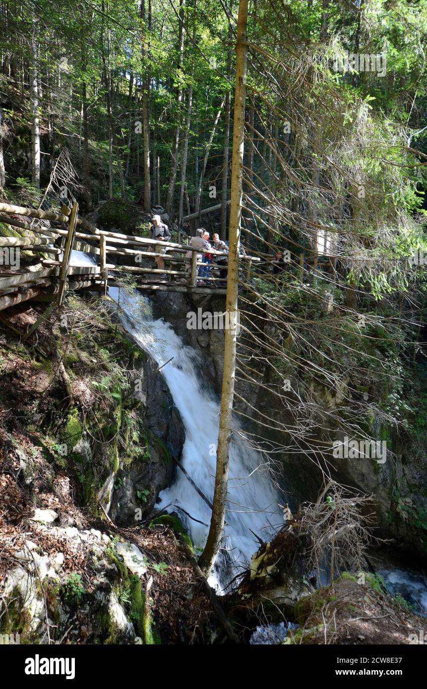Spital am Pyhrn, Austria - September 09, 2020: Unidentified tourists in  Vogelgesang ravine, a natural spectacle with rocks, waterfalls, bridges in  the Stock Photo - Alamy