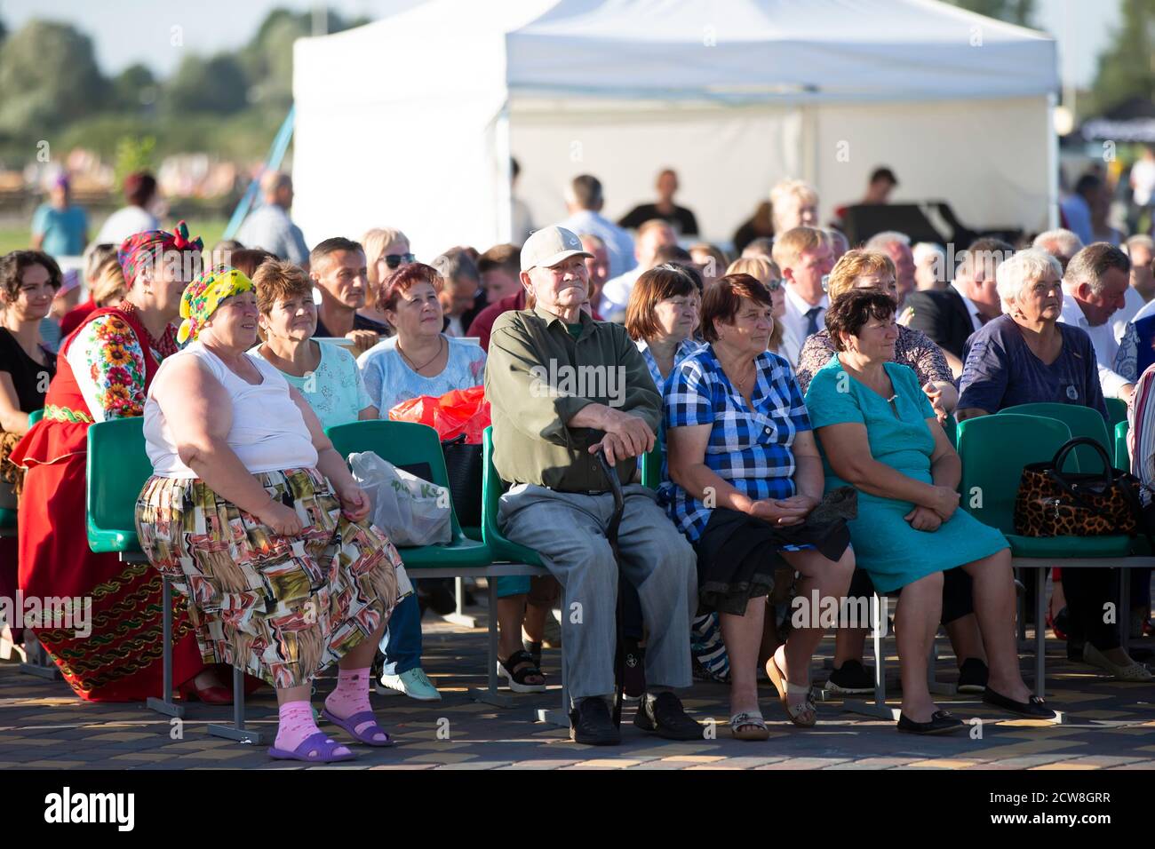 08 29 2020 Belarus, Lyaskovichi. Celebration in the city. Russian village people at a summer concert. Stock Photo