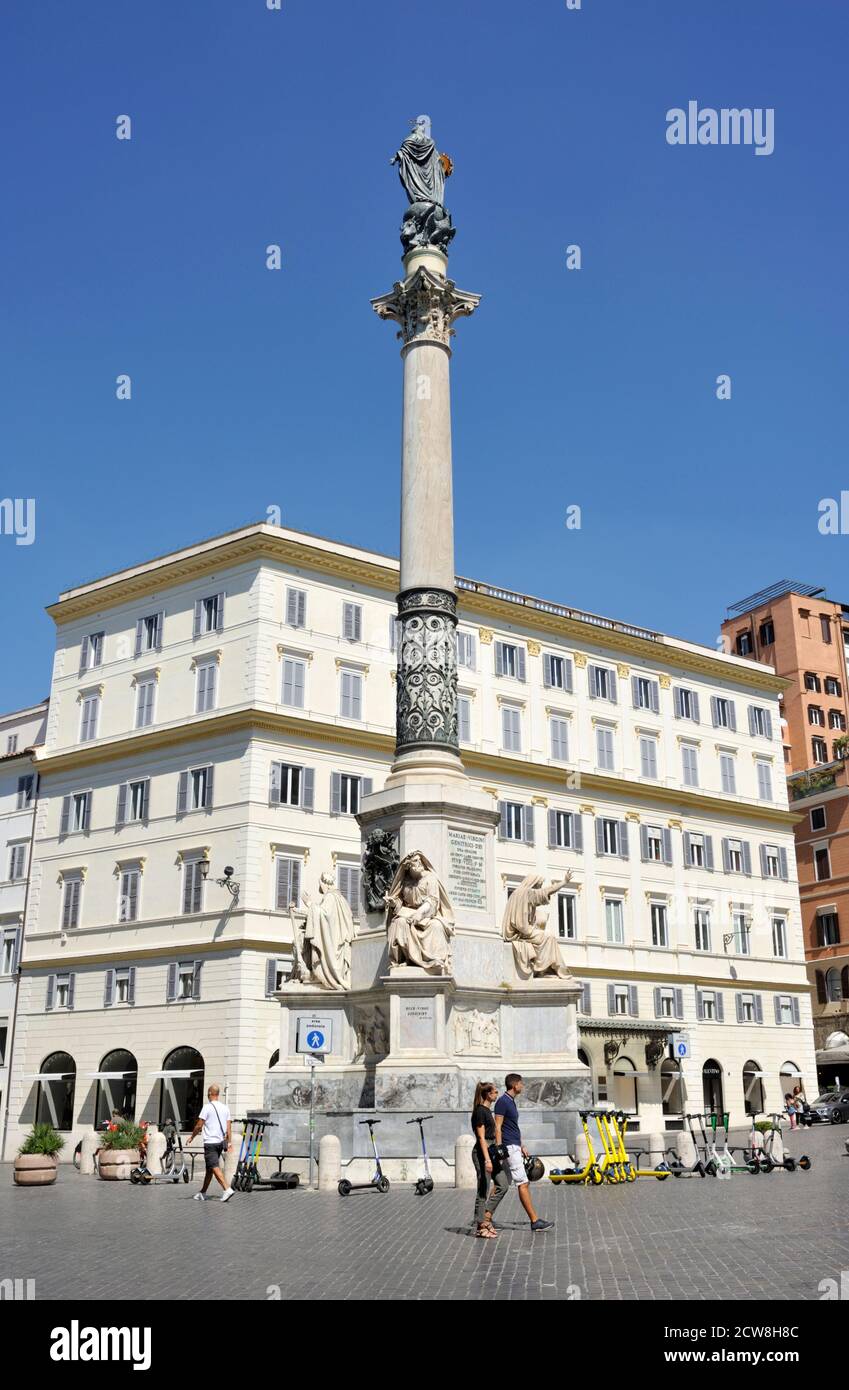 Piazza mignanelli rome hi-res stock photography and images - Alamy