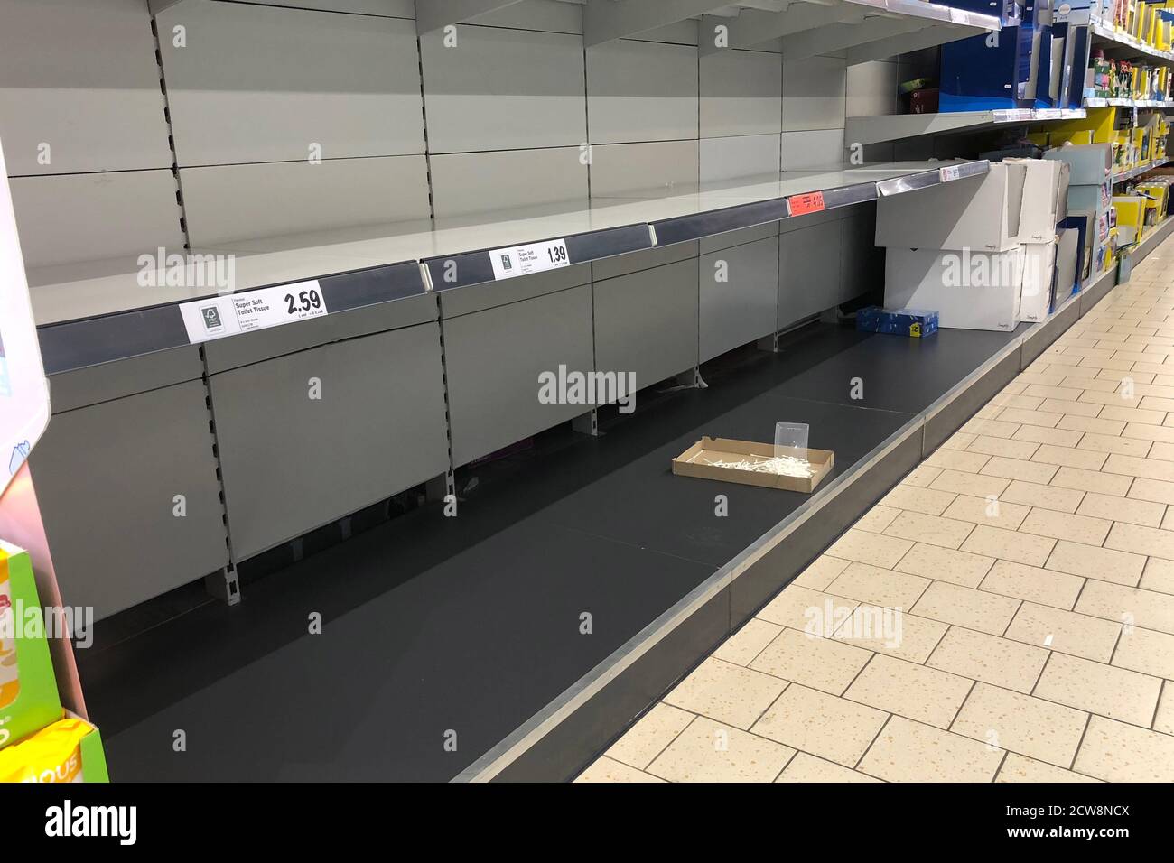 Lidl supermarket shelf hires stock photography and images Alamy
