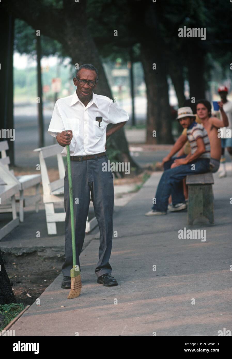 AFRICAN AMERICA IN SAVANNAH SUBURBS, SAVANNAH, GEORGIA, USA, 1980s Stock Photo