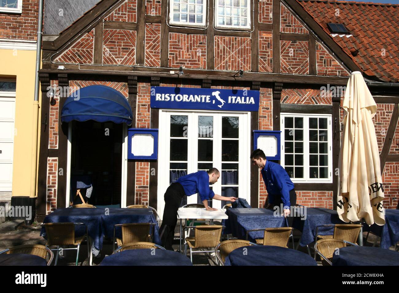 Restaurant in Axeltorv Helsingør in 2005 Stock Photo Alamy