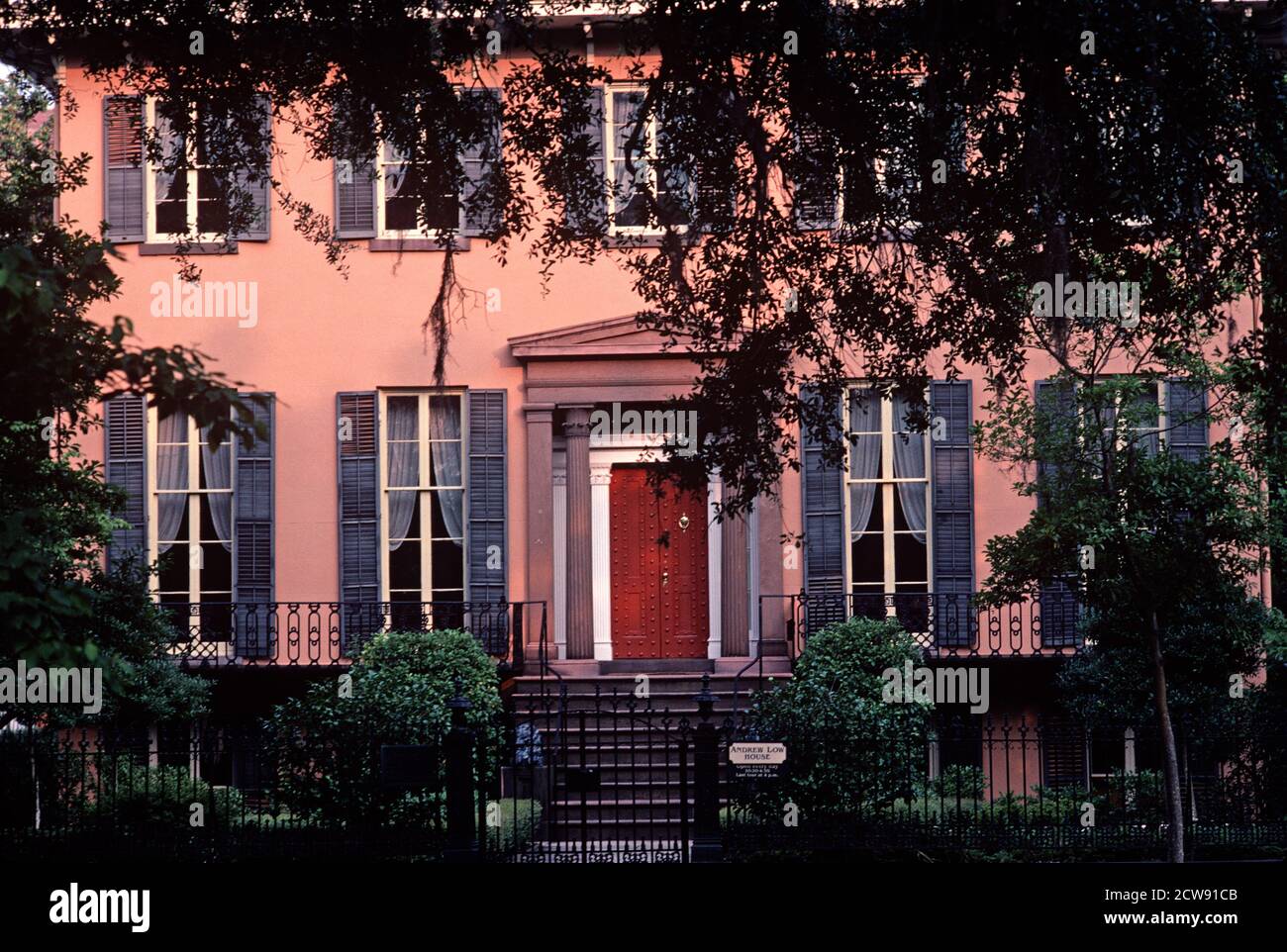 ANDREW LOW HOUSE, HISTORIC SAVANNAH, GEORGIA, USA, 1980s Stock Photo
