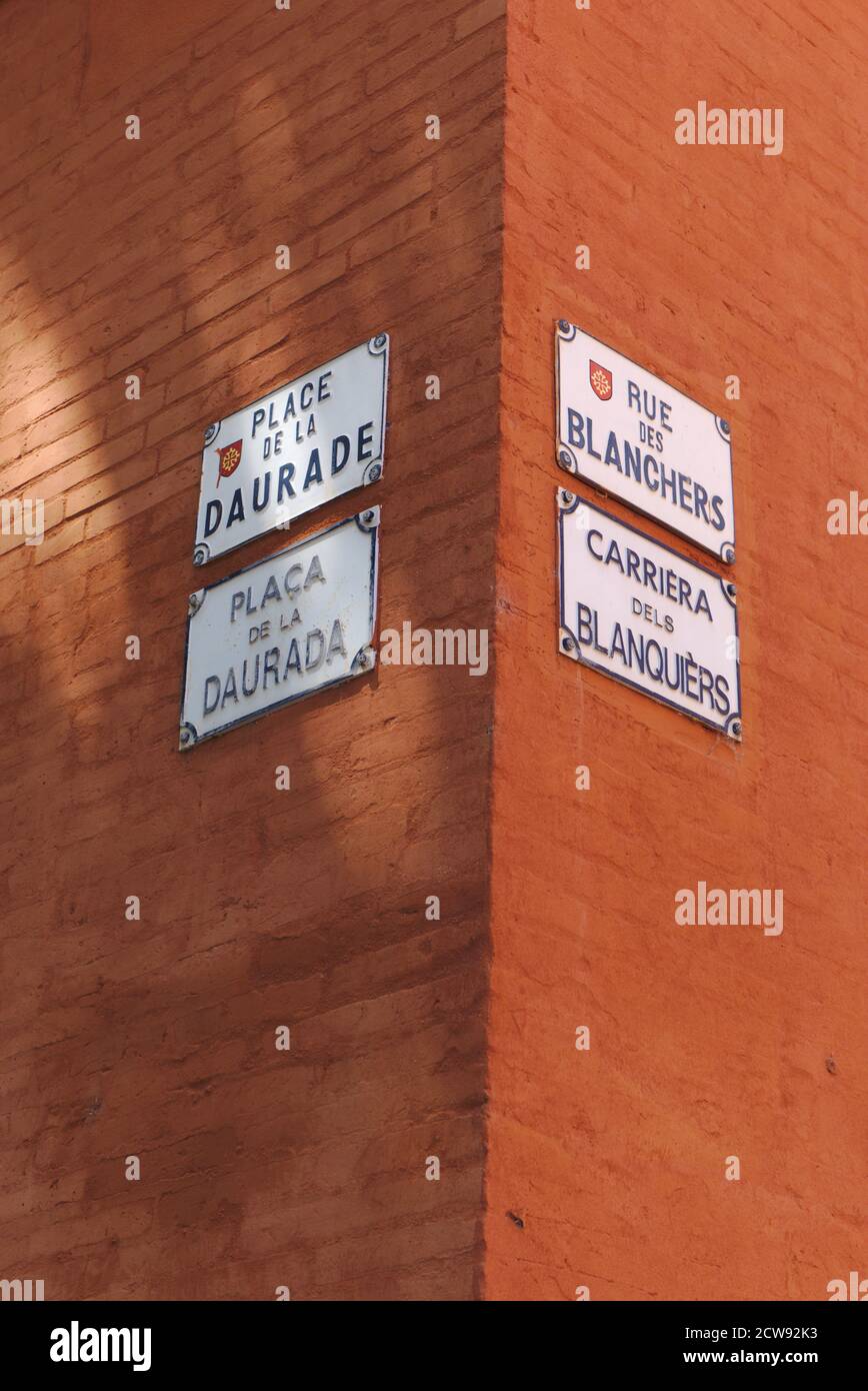 Toulouse, street signs written in French and in Occitant Stock Photo