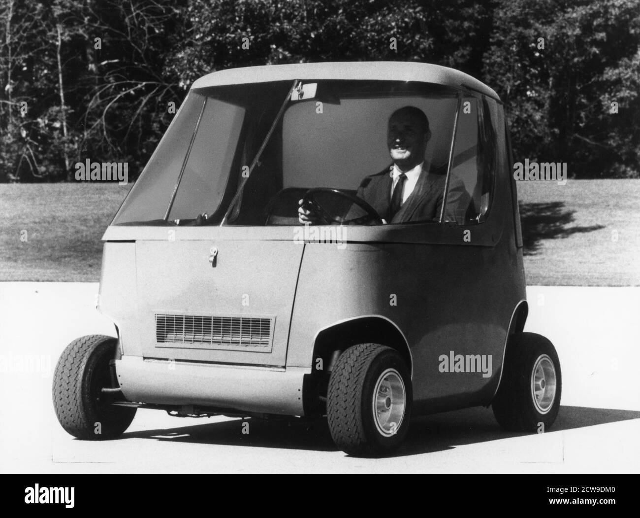 Prototype of a General Motors Hybrid car starts and accelerates with an electric motor. A gasoline engine takes over at 16 kph and also recharges battery, Detroit, MI, circa 1970. (Photo by General Motors/United States Information Agency/RBM Vintage Images) Stock Photo