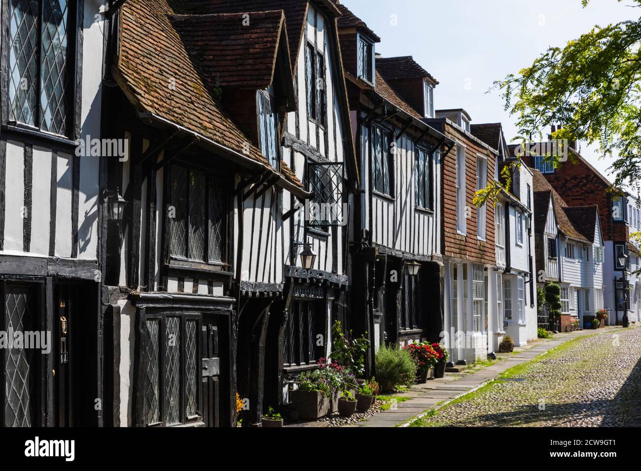 England, East Sussex, Rye, Street Scene with Medieval Housing Stock Photo