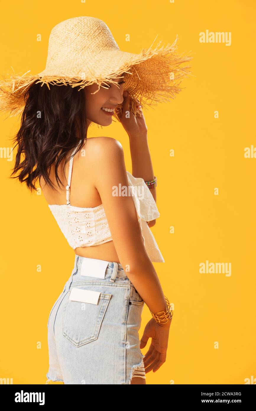 Happy woman portrait of wearing a sun hat Stock Photo - Alamy