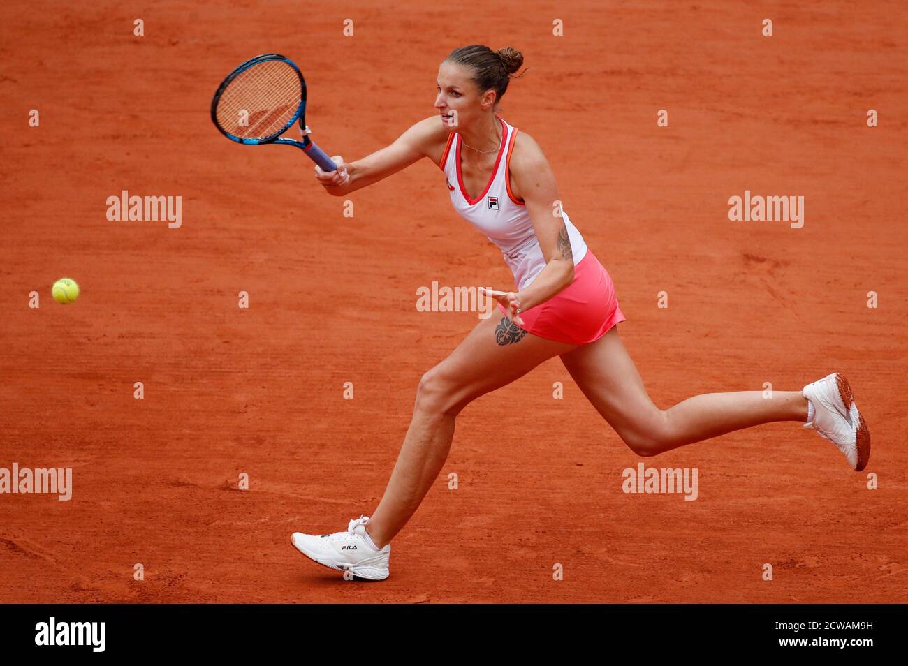 Tennis - French Open - Roland Garros, Paris, France - September 29, 2020  Czech Republic's Karolina Pliskova in action during her first round match  against Egypt's Mayar Sherif REUTERS/Gonzalo Fuentes Stock Photo - Alamy