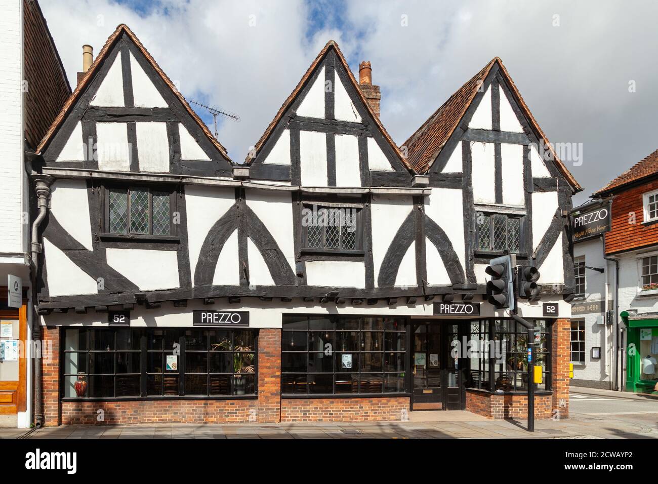 A Historic Building in the  High Street, Salisbury now a Prezzo restaurant. Stock Photo