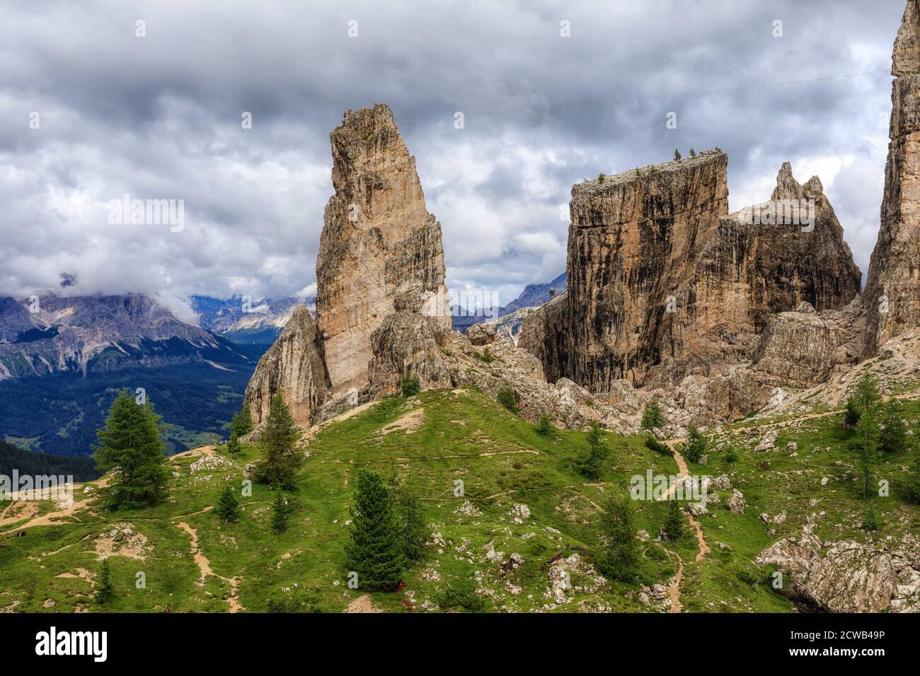 Dolomite mountains and rocks hi-res stock photography and images - Alamy