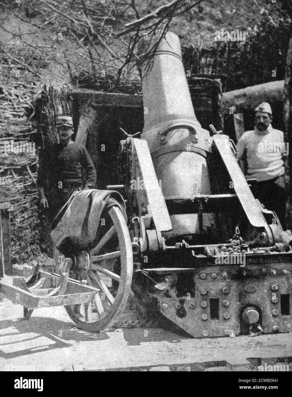 French 270 heavy artillery mortar, Artois, France, World War I,1915. Mortars were regarded as more effective than conventional artillery because the high trajectory of their projectiles meant they could fall directly into trenches. A print from Le Pays de France, 30 September 1915. The photographer is unknown. Stock Photo