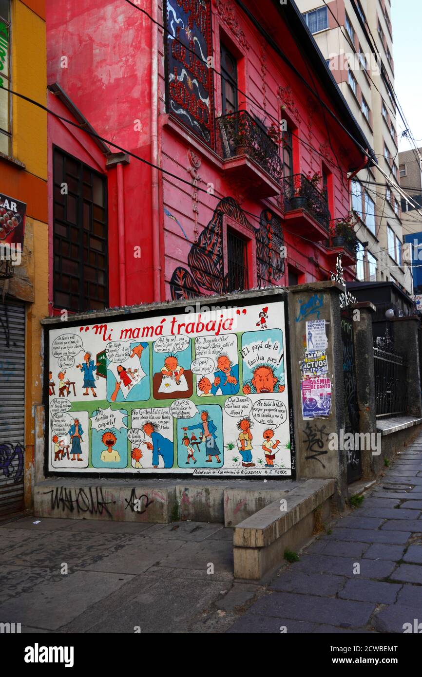 Mural showing support for mothers who are single parents on wall next to headquarters of the women's rights group Mujeres Creando, La Paz, Bolivia Stock Photo