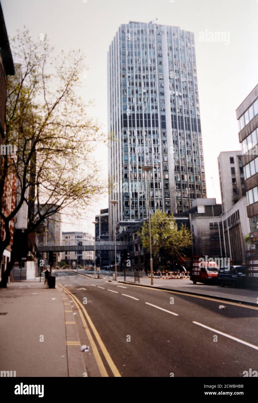 Photograph taken after the 1993 Bishopsgate bombing, when the Provisional Irish Republican Army detonated a powerful truck bomb on Bishopsgate, a major thoroughfare in London's financial district, the City of London Stock Photo