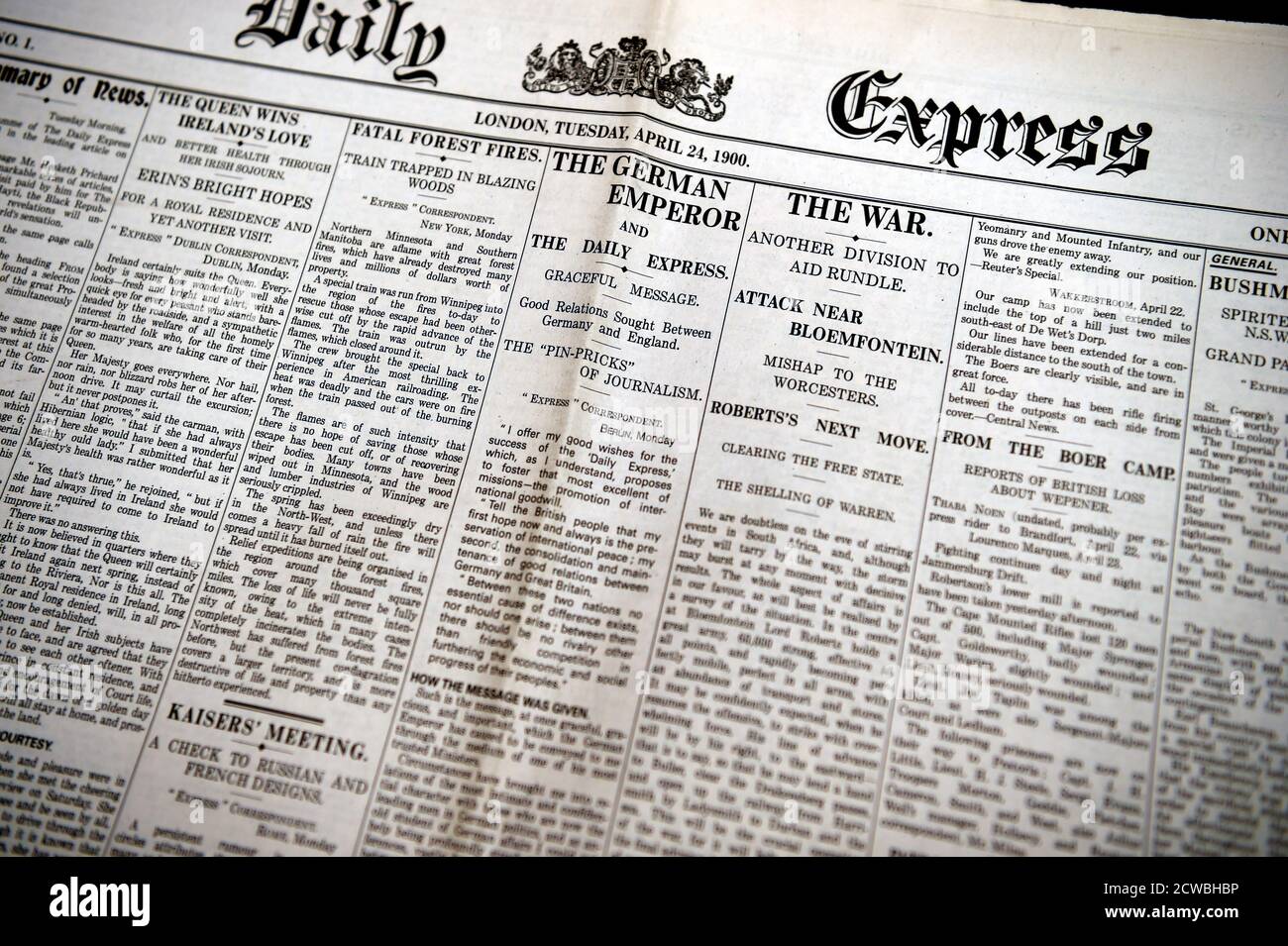 Daily newspaper 24th 1900 Stock Photo - Alamy