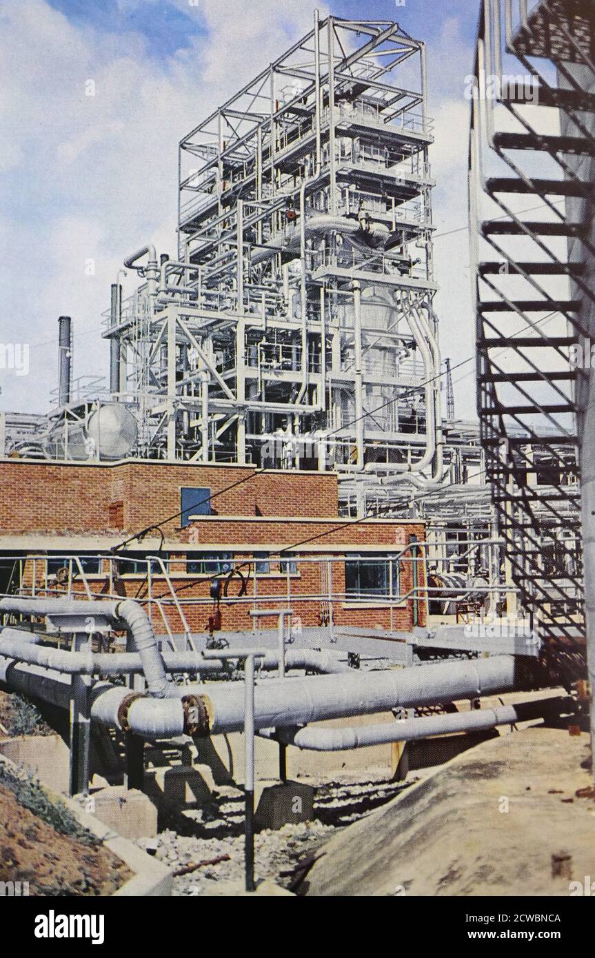 Stanlow oil refinery in Ellesmere Port, North West England, in 1954. Until 2011 it was owned by Royal Dutch Shell. The refinery is situated on the south bank of the Manchester Ship Canal, which is used to transport seaborne oil for refining and chemicals for Esso and Shell. Stock Photo