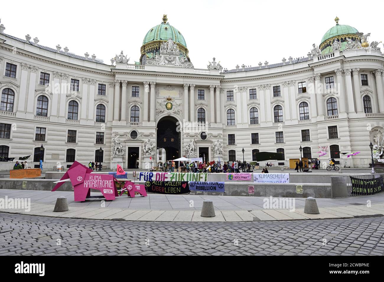Vienna, Austria. 29th Sept 2020. The illegal occupation by Extinction Rebellion of Michaelerplatz was cleared by the police earlier this morning, the most climate activists want to return and continue to protest. Credit: Franz Perc/Alamy Live News Stock Photo