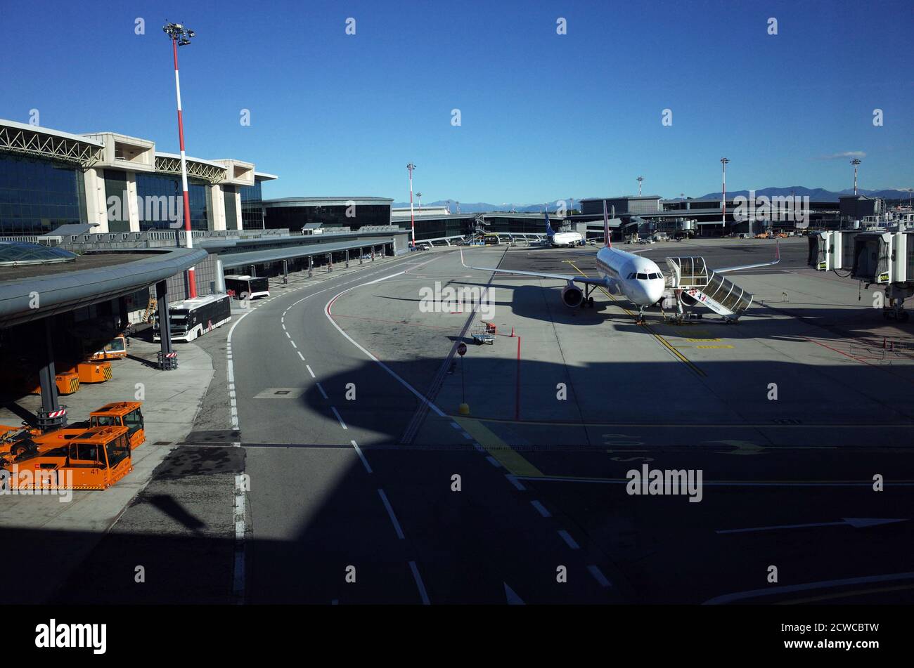 INFO ON MILANO MALPENSA AIRPORT visual data 4