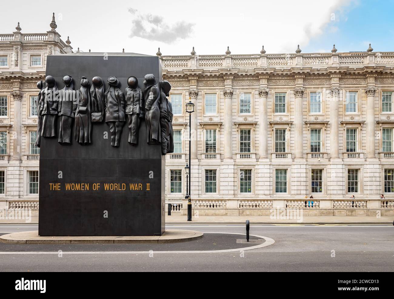 Monument of the women of world war II in London, England Stock Photo ...