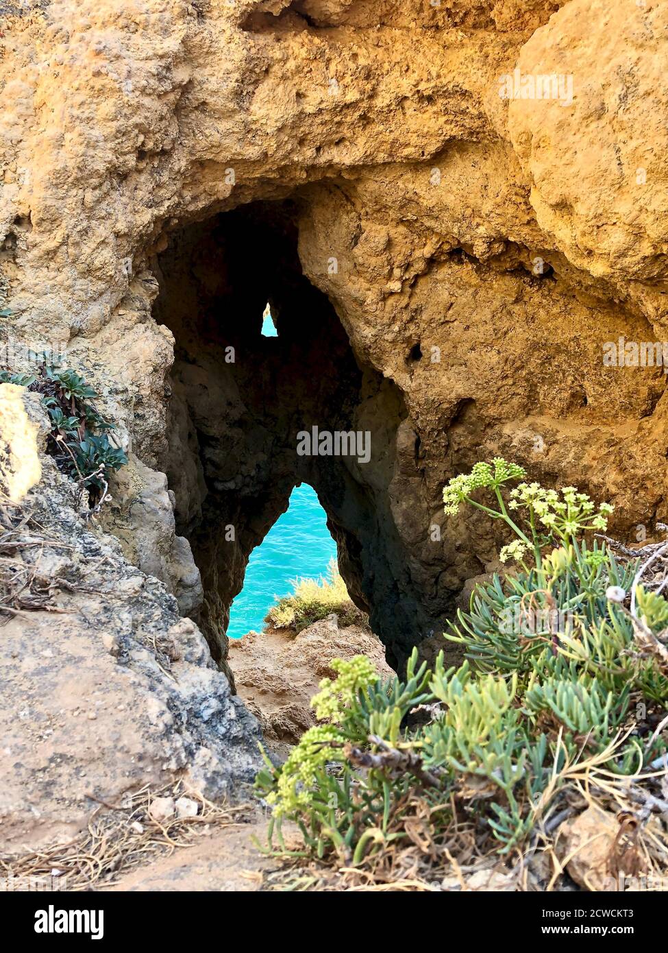 View through rocks hi-res stock photography and images - Alamy
