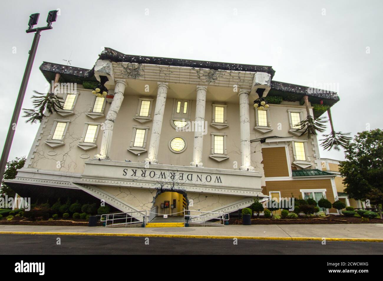 Exterior of the Wonderworks Museum in Pigeon Forge. Wonderworks has several locations in the US including Myrtle Beach, Pigeon Forge and Orlando Stock Photo